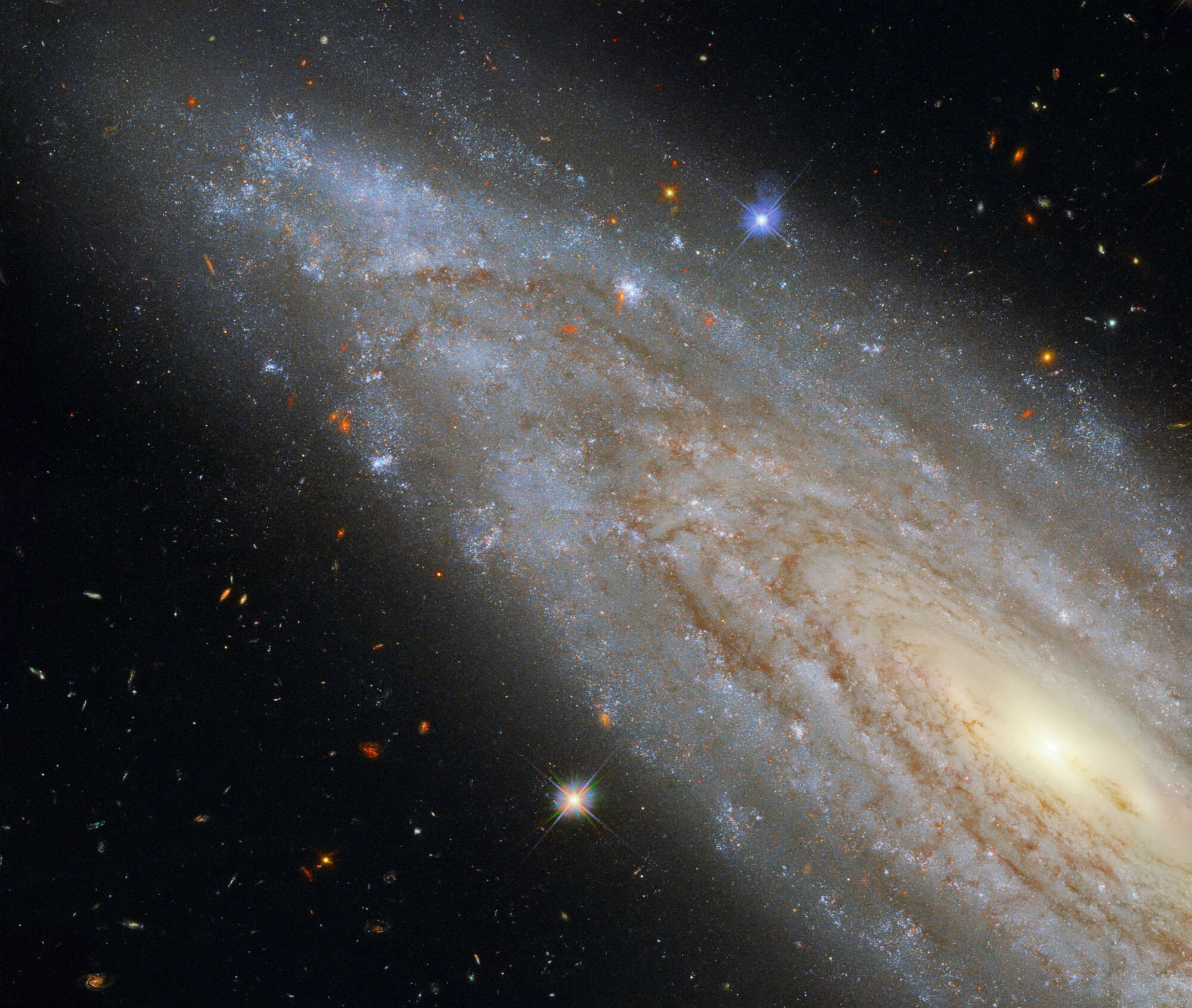 The full image of NGC 3254 in its bright, beautiful glory.