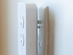 Switchmate Power: Dual Smart Power Outlet with 2 USB Ports — $10.99