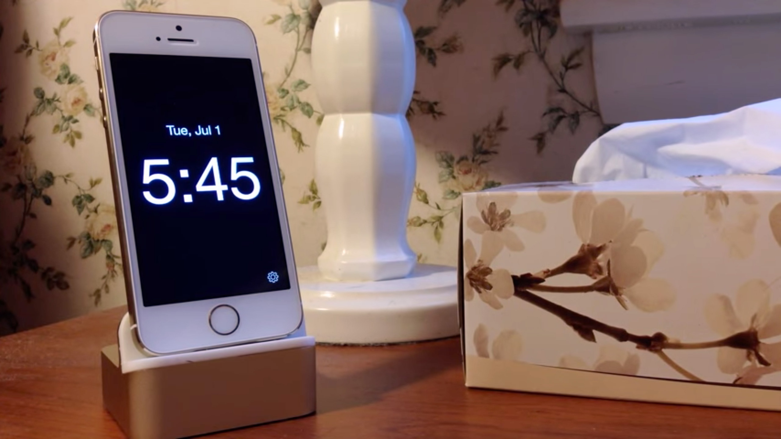 A complete guide to using iPhone's Bedtime mode, your first step to eight hours of sleep.