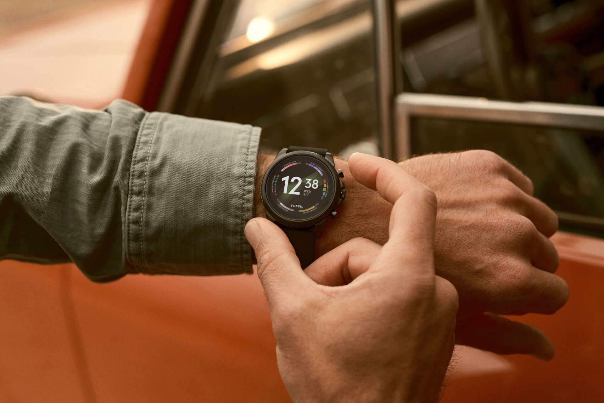 The new Fossil smartwatches come with continuous heart rate tracking and blood oxygen monitoring.