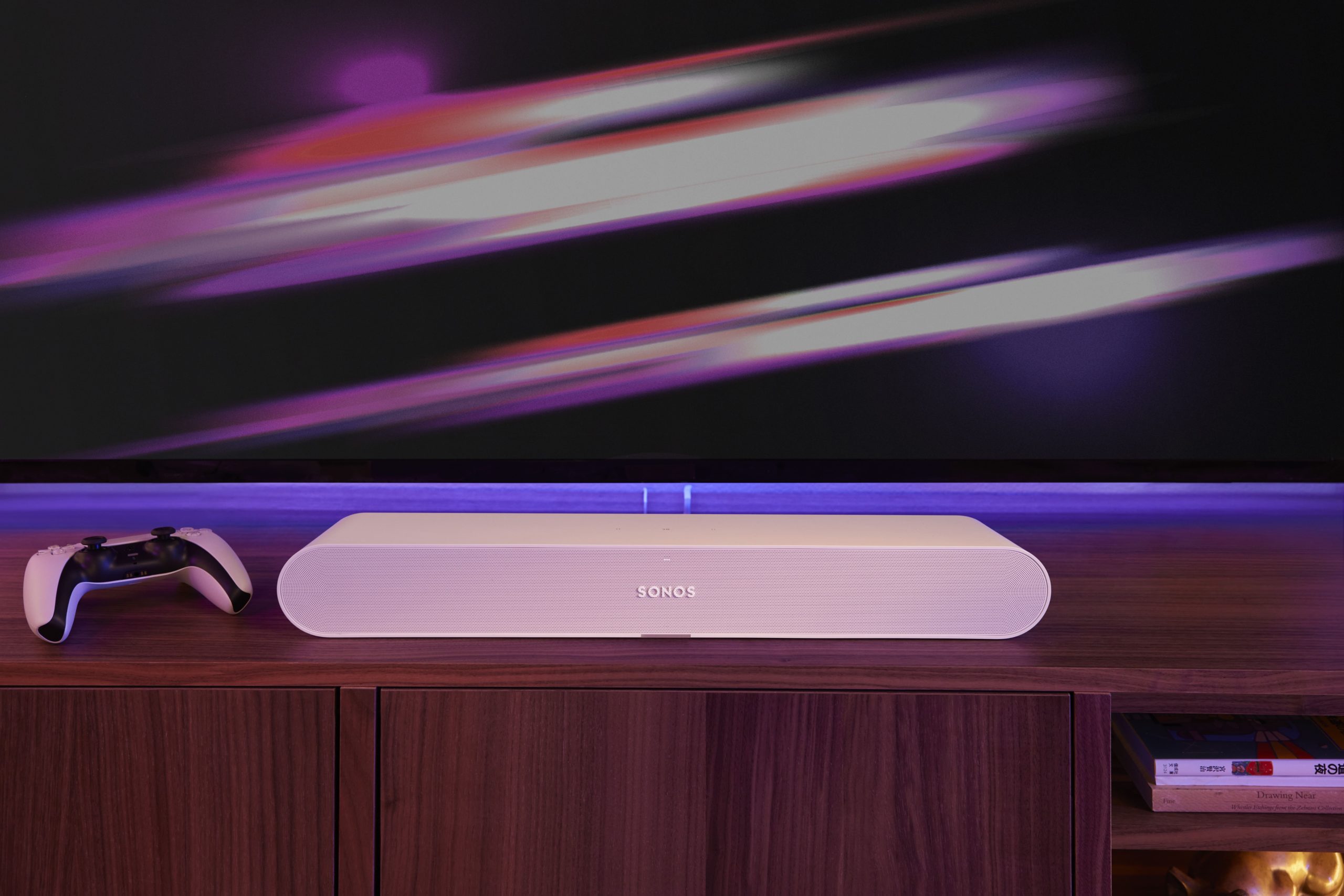 The Sonos Ray in white.