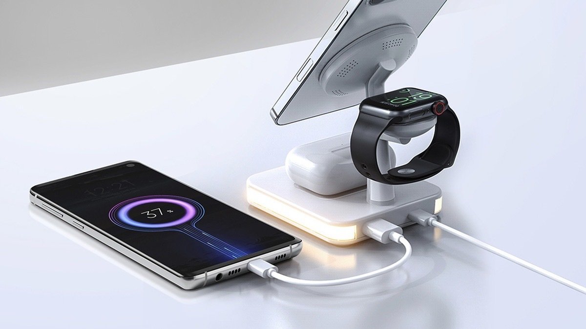 6-in-1 Magstand Mini Magnetic Charge Station + Bedside Lamp on a table.