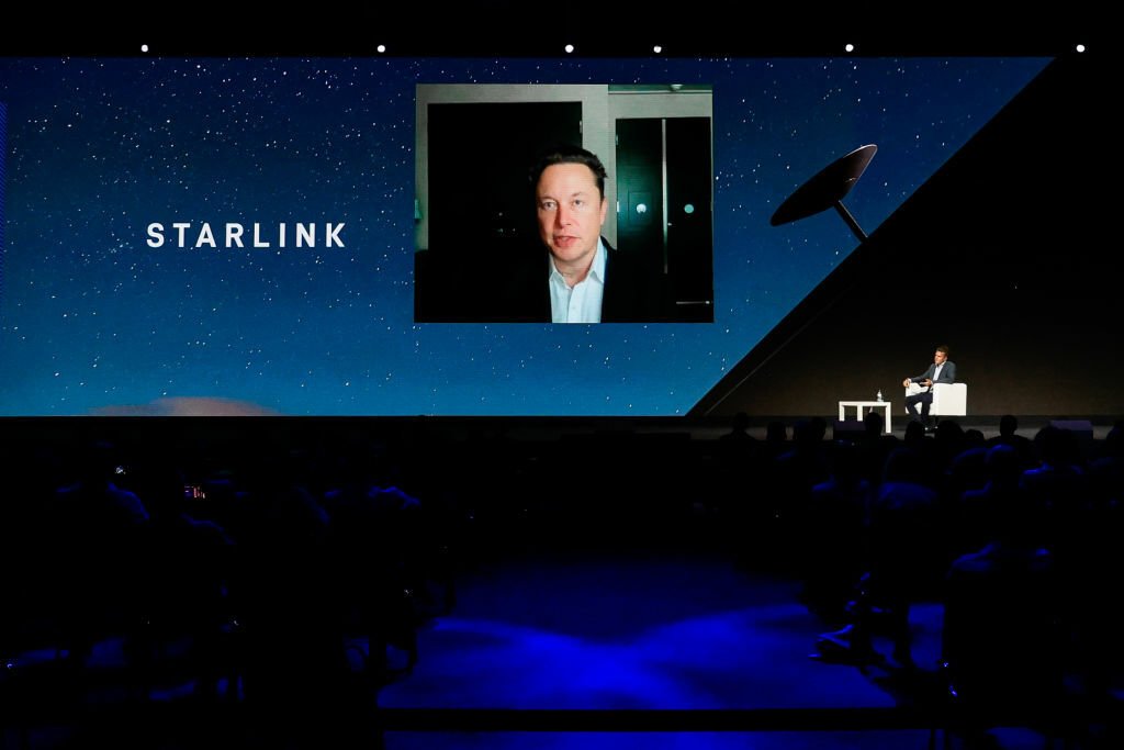 Elon Musk at Mobile World Congress discussing Starlink