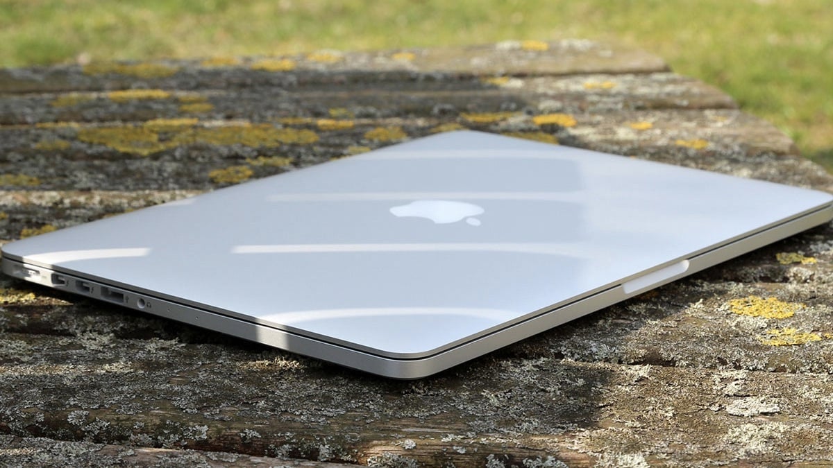 Laptop from the Refurbished Apple MacBook Pro and a Lifetime License of Microsoft Office Home and Business for Mac bundle.