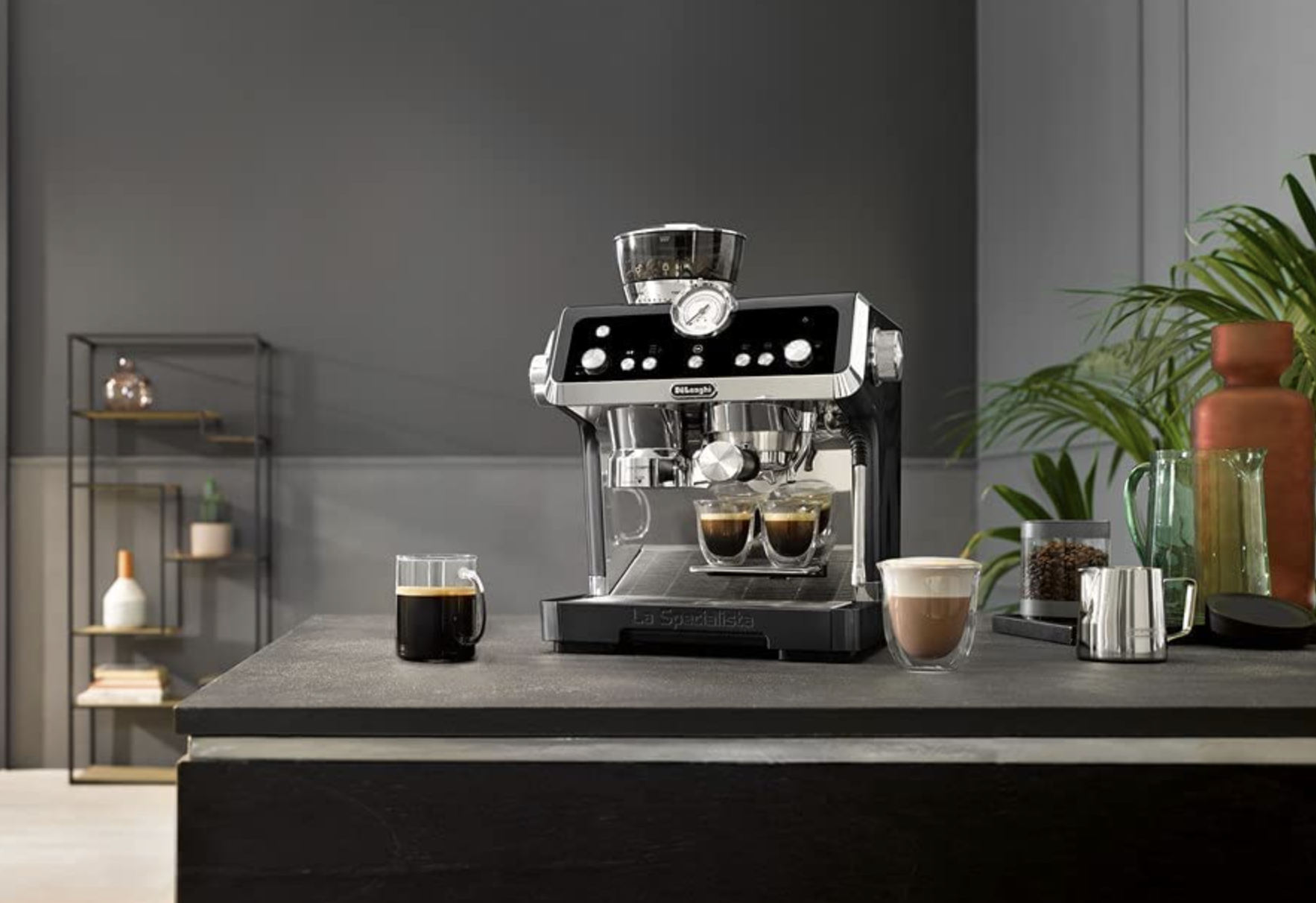 De'Longhi Specialista Prestigio coffee machine