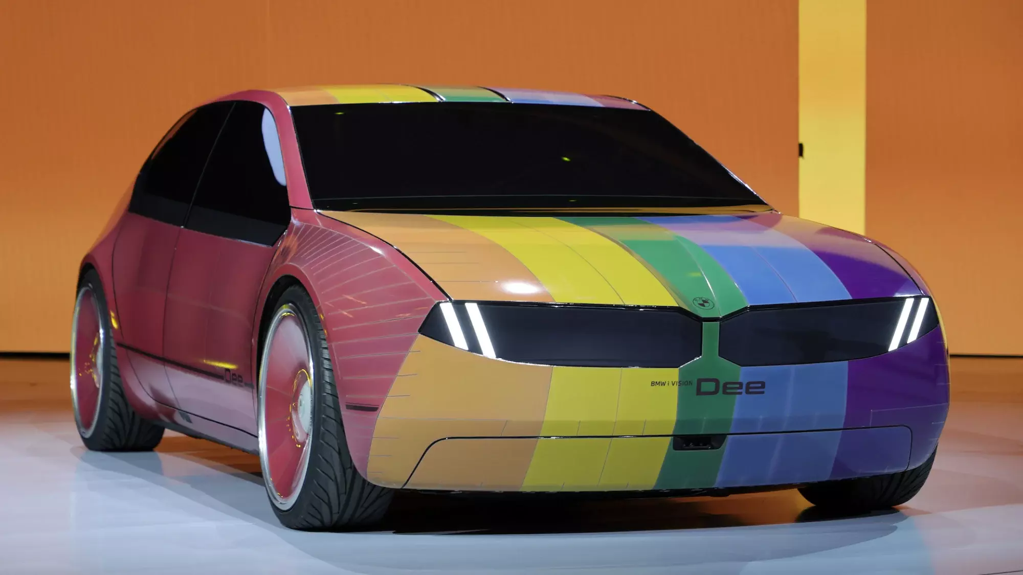 BMW i Vision Dee car with multi-color exterior pattern