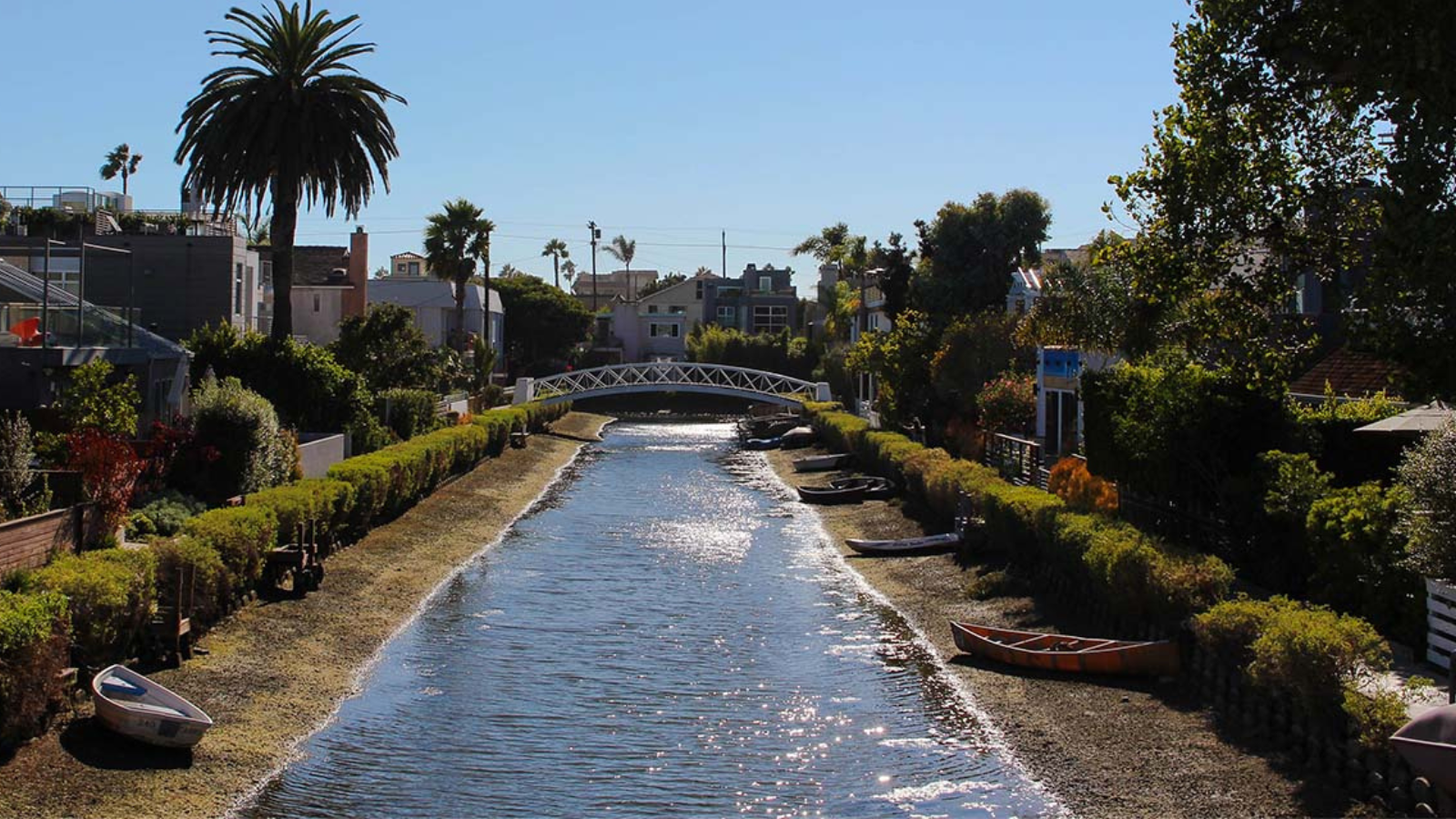 beach town with river running through