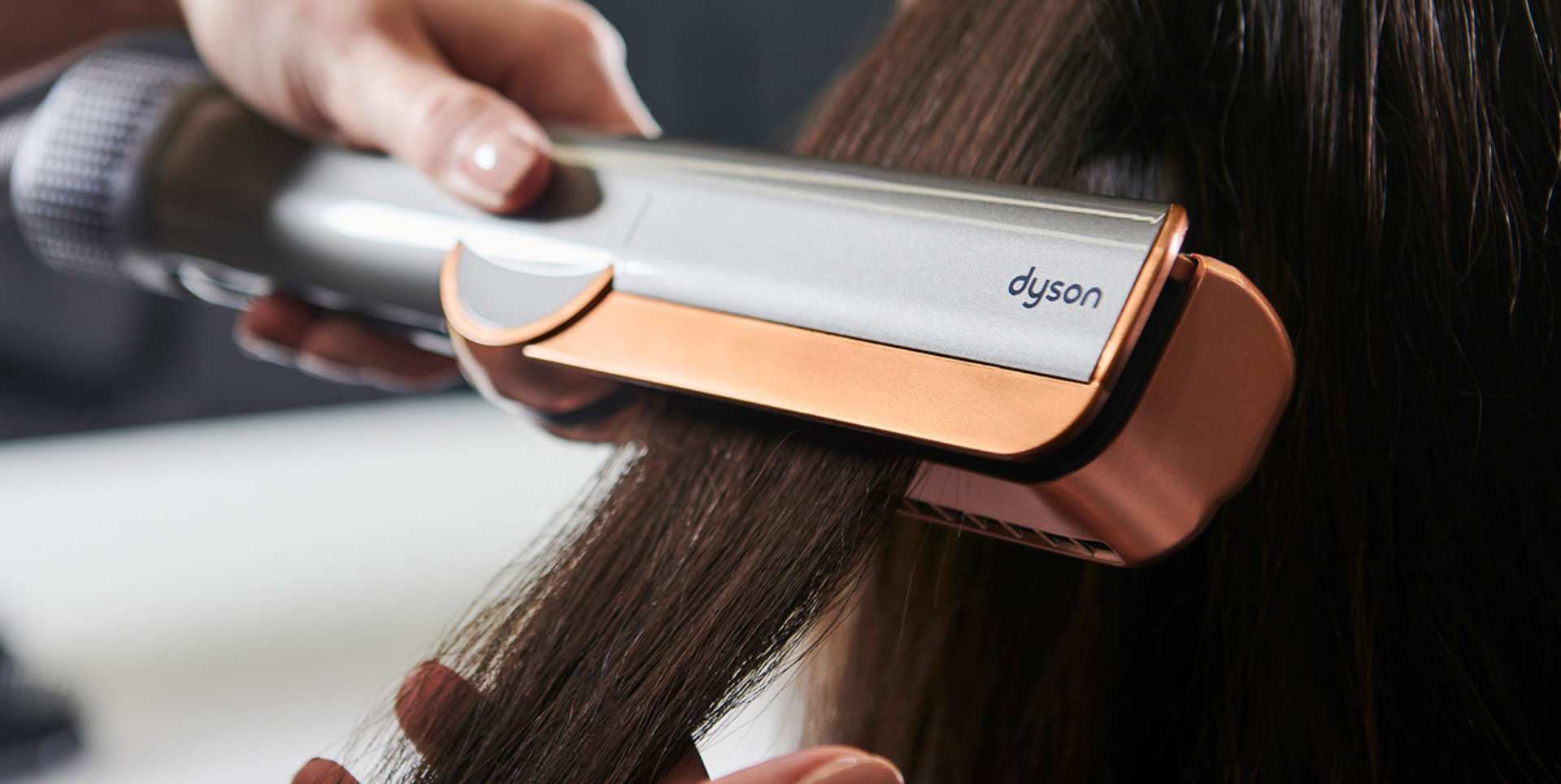 Dyson airstrait straightener 