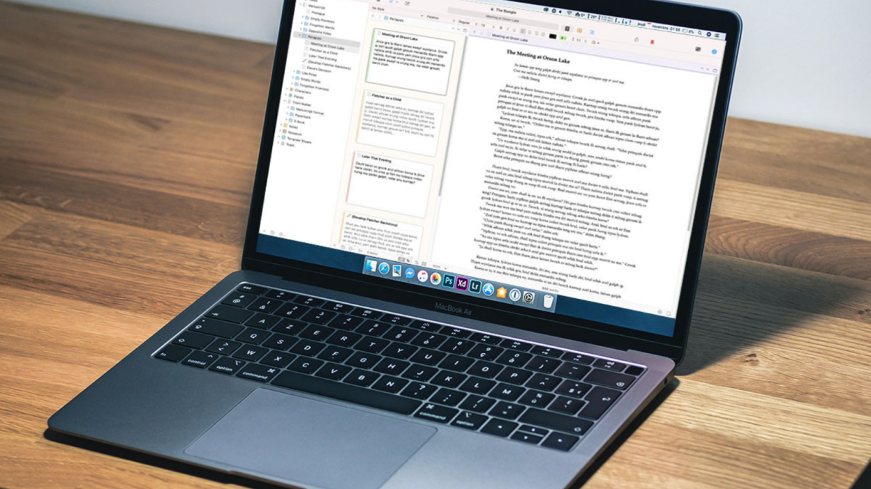 Scrivener 3 on laptop