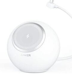 Circular Anker 623 Power Strip in a white color 