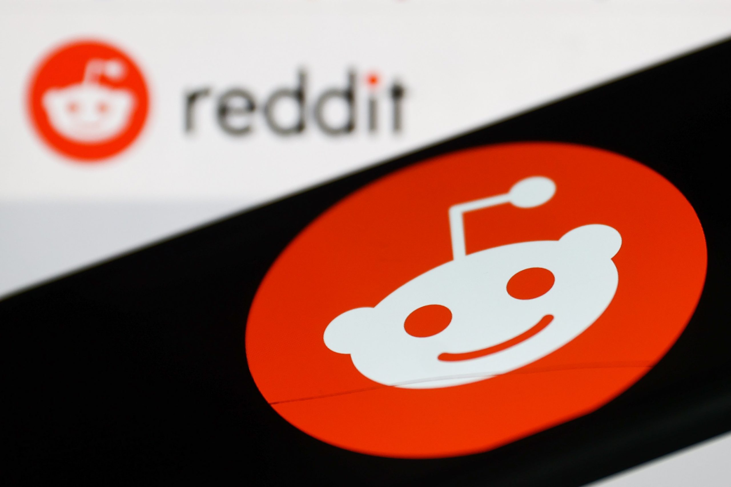 Reddit logo