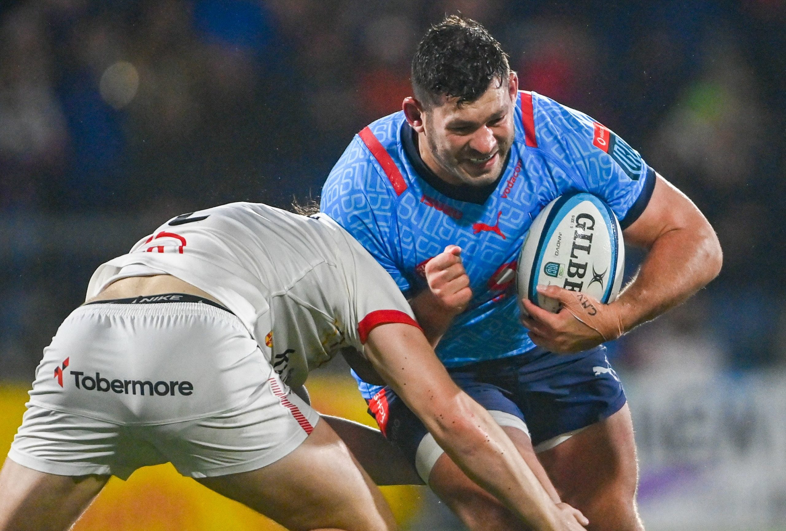 Mornay Smith of Vodacom Bulls is tackled