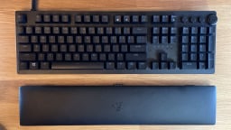 Razer Huntsman V2 gaming keyboard