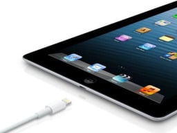 iPad 4 with charger