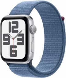 apple watch se with silver case and winter blue sport loop