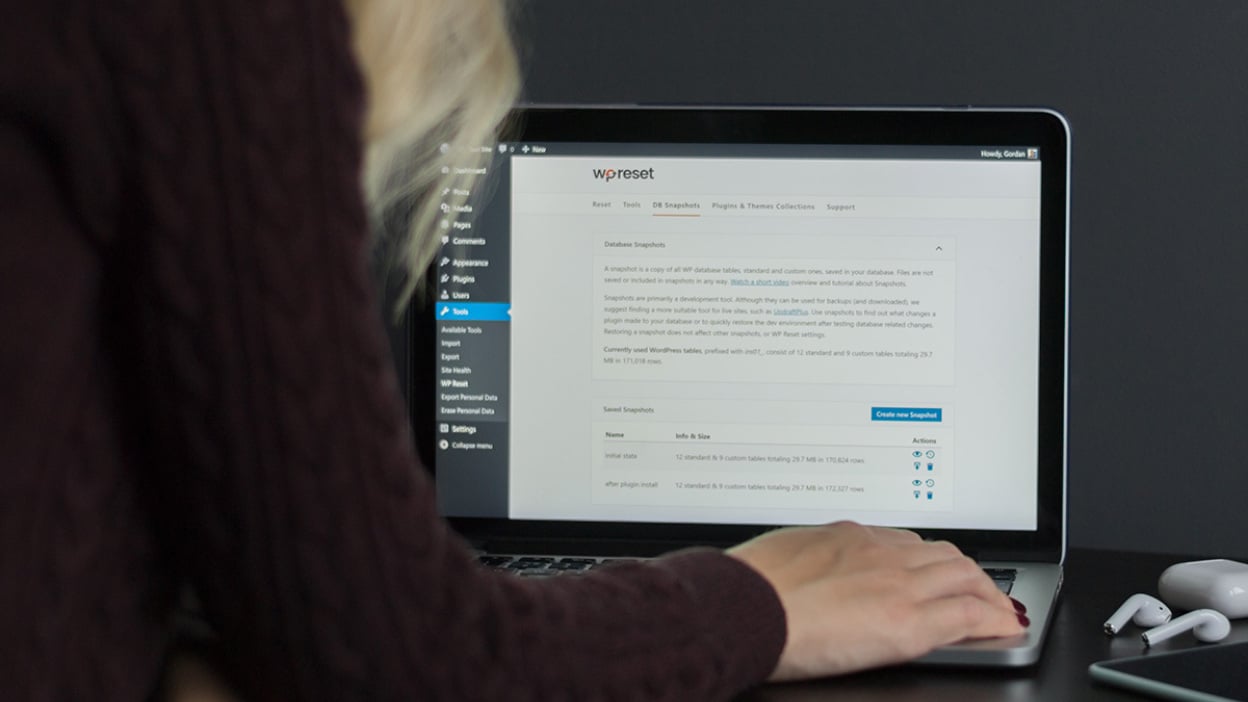 WordPress on laptop
