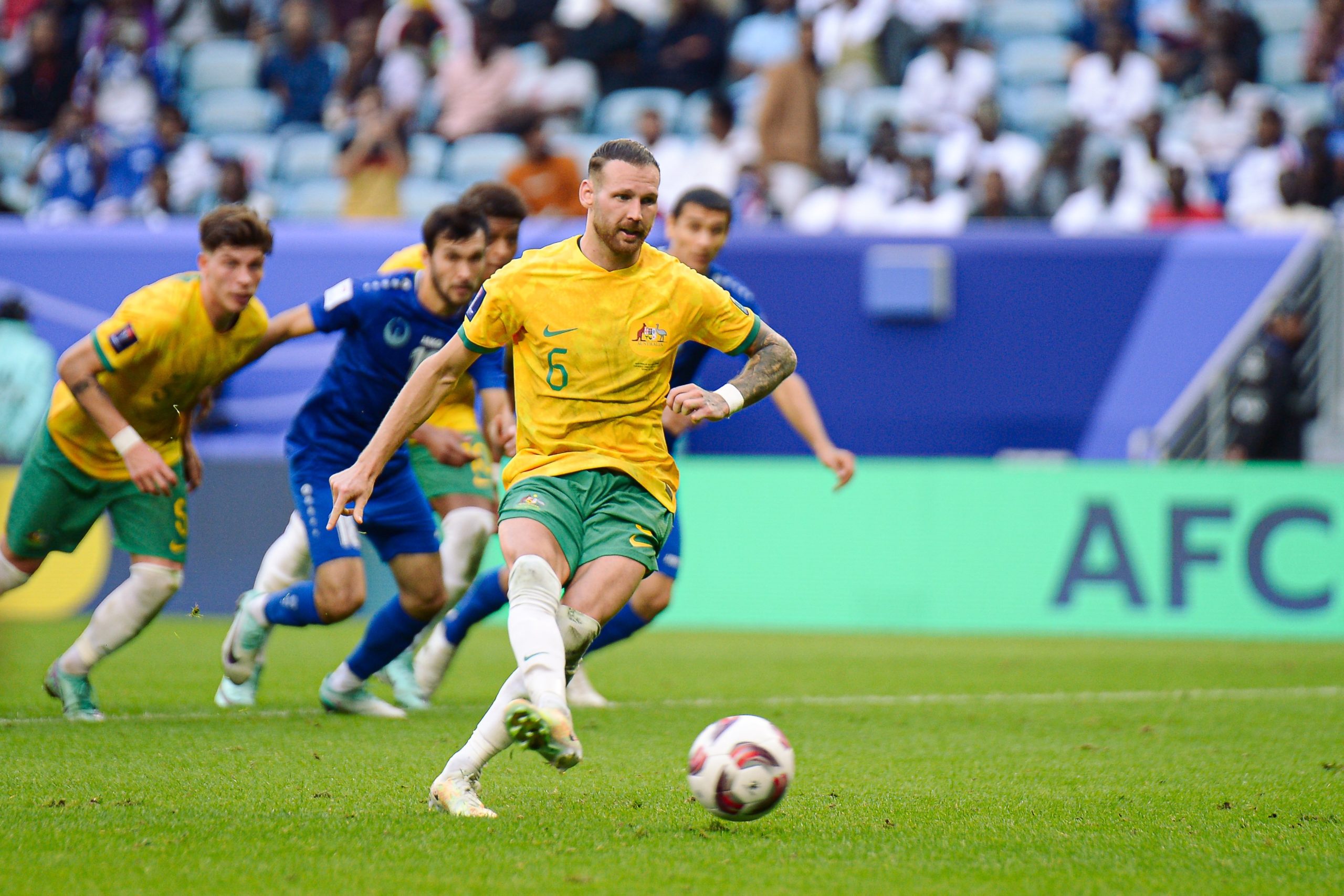 Martin Boyle of Australia drives the ball