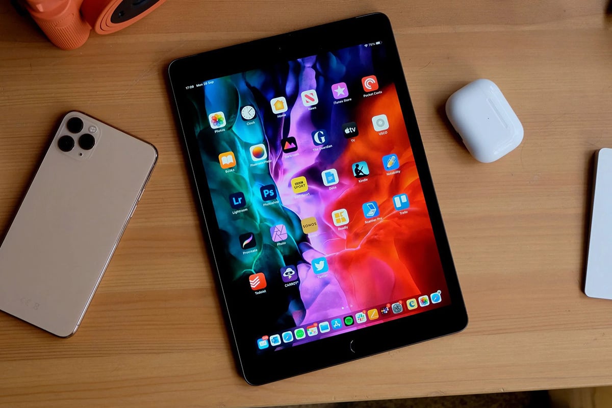 iPad 8 on desk