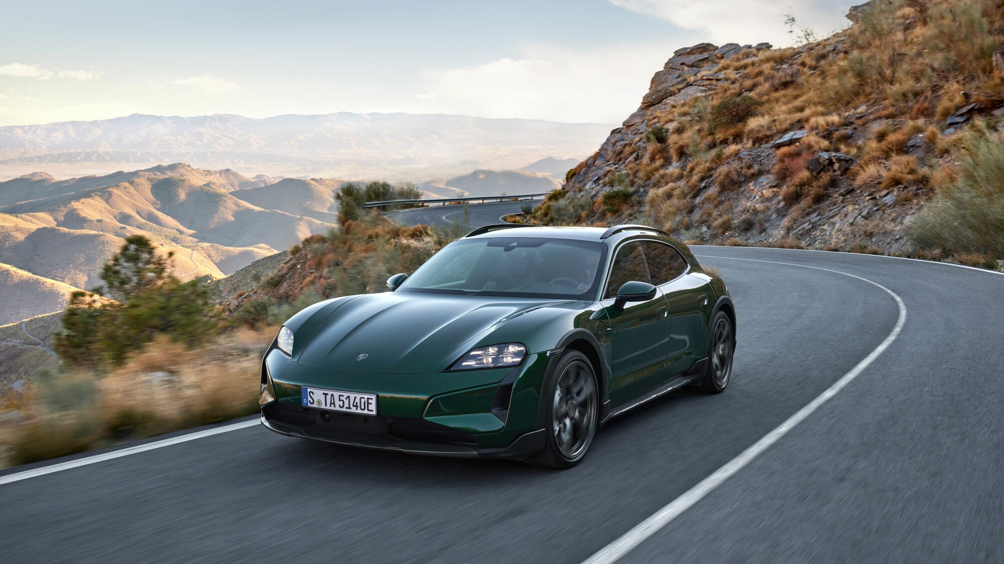Porsche Taycan 2025 Cross Turismo