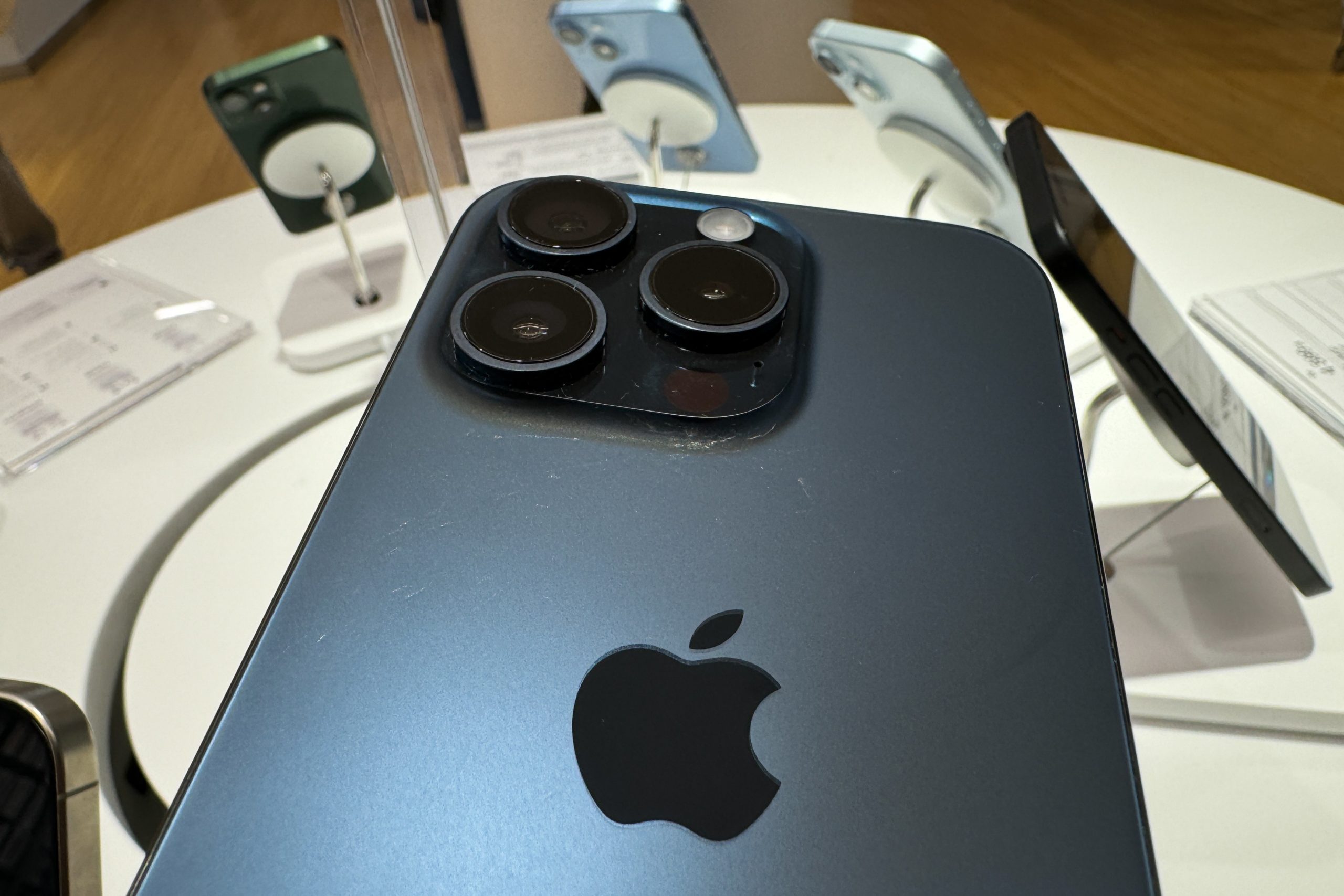 iPhone 15