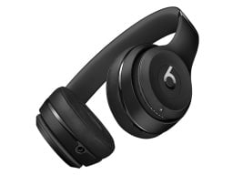 Beats by Dre in black