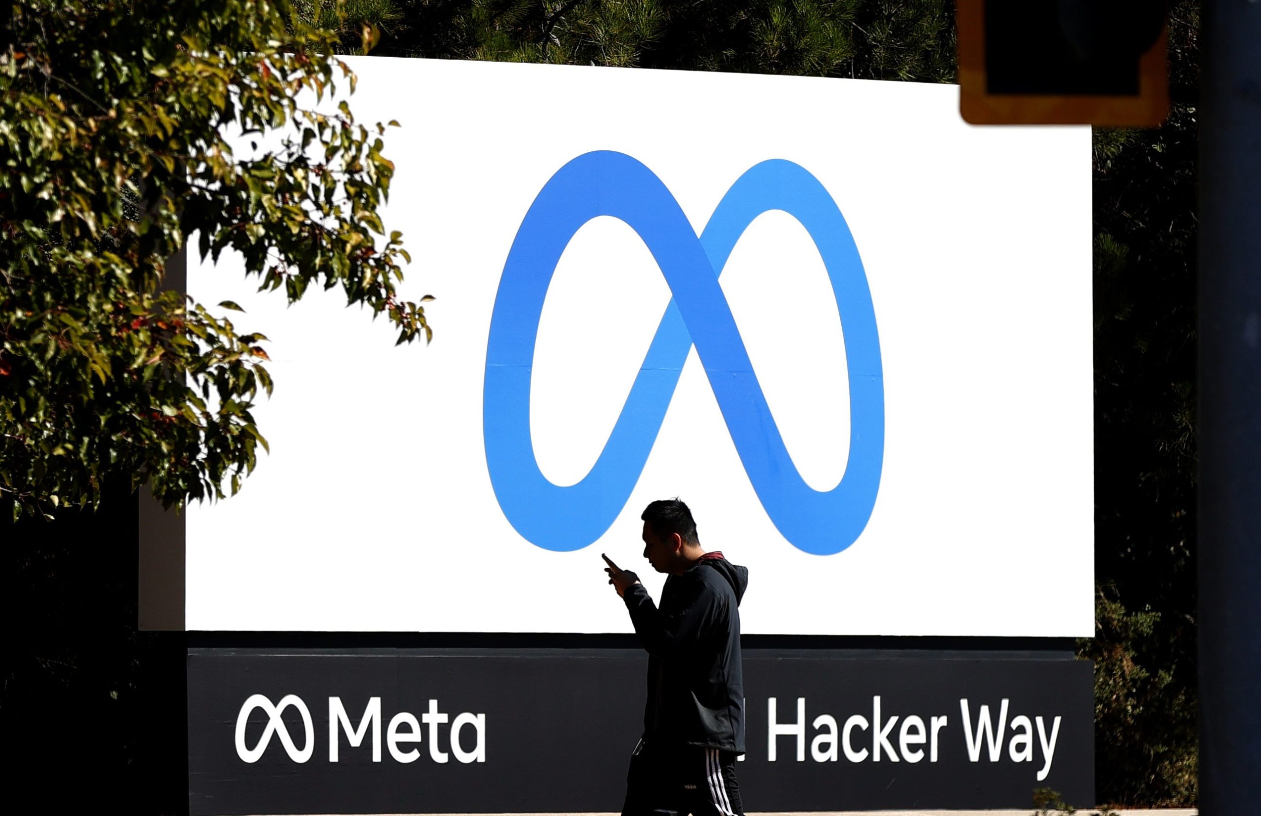 Meta logo