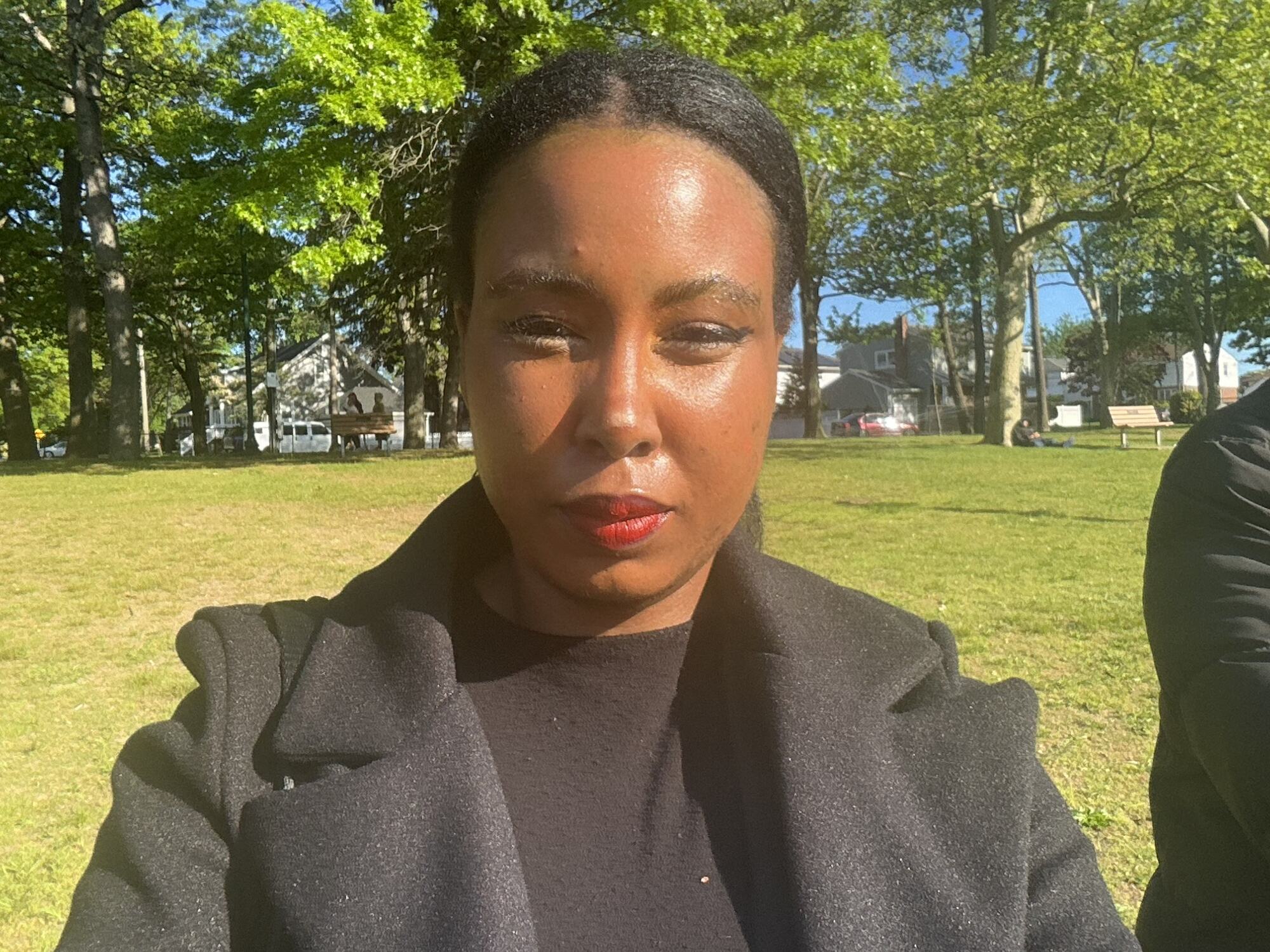 Selfie with the iPad Air with woman standing in a park