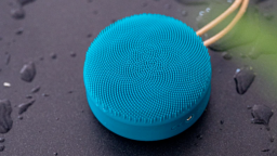 FOREO LUNA 4 Body Ultrasonic Silicone Brush.