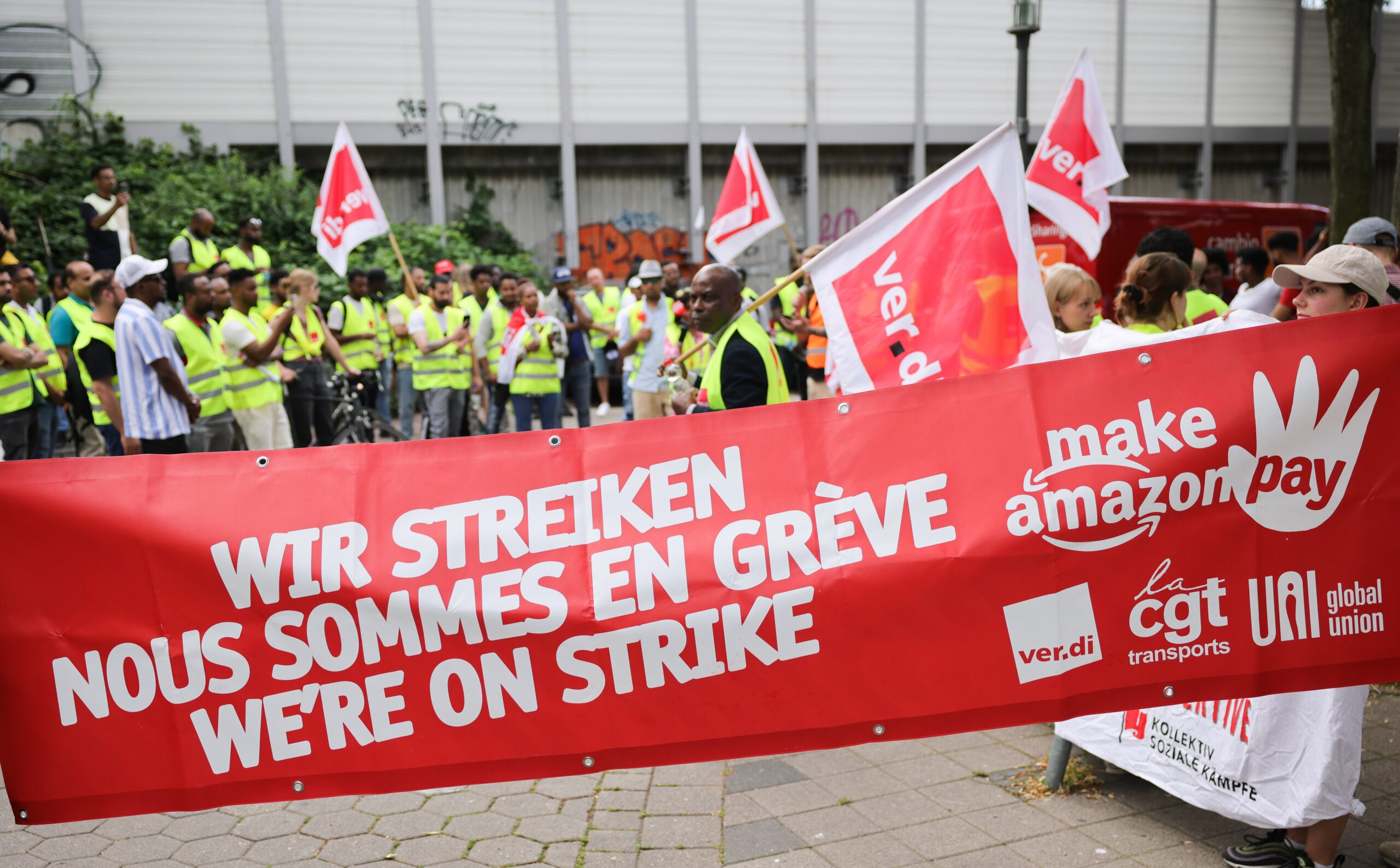 Make Amazon Pay strike from 2023