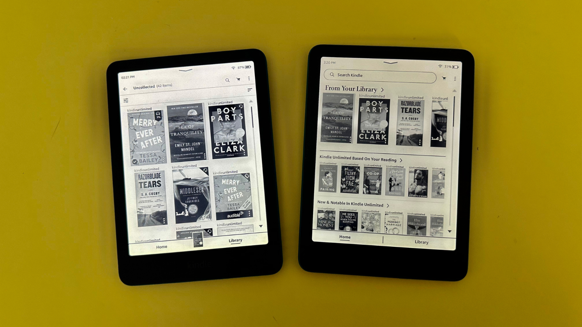 On the left, a Kindle Paperwhite. On the right, a Kindle Paperwhite Signature Edition.