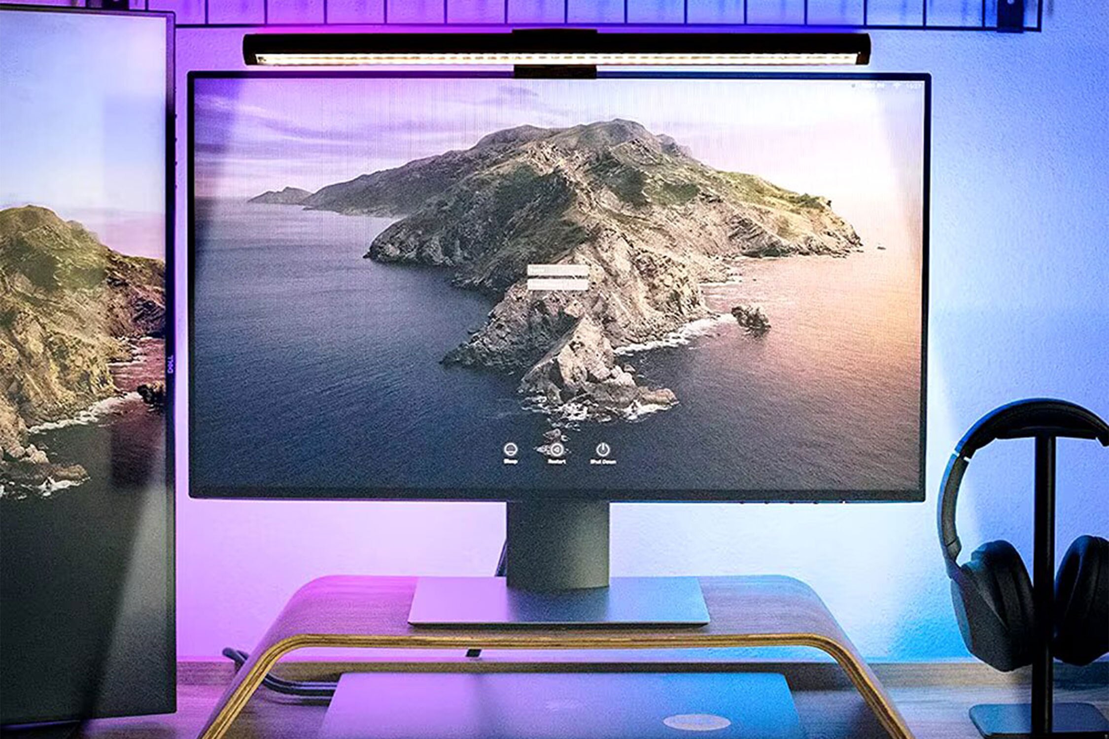 USB-Powered LED Monitor