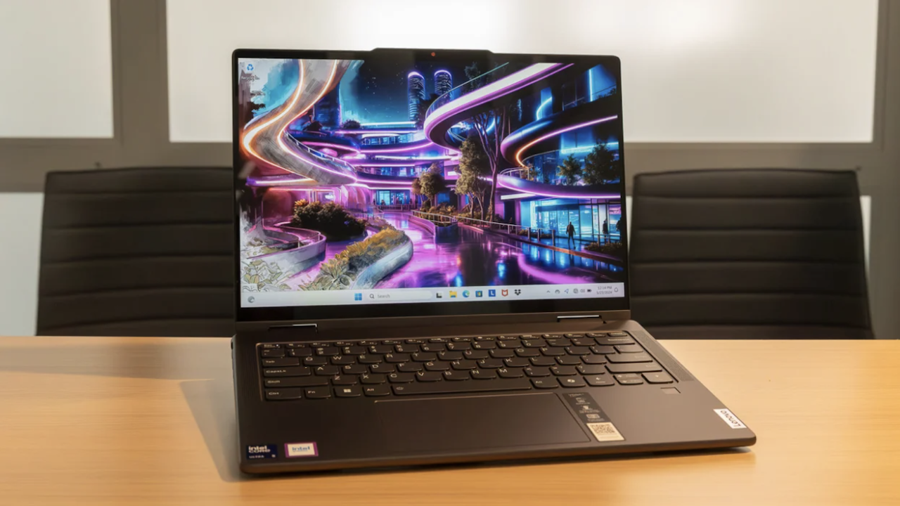 The Lenovo Yoga 7i on a desk