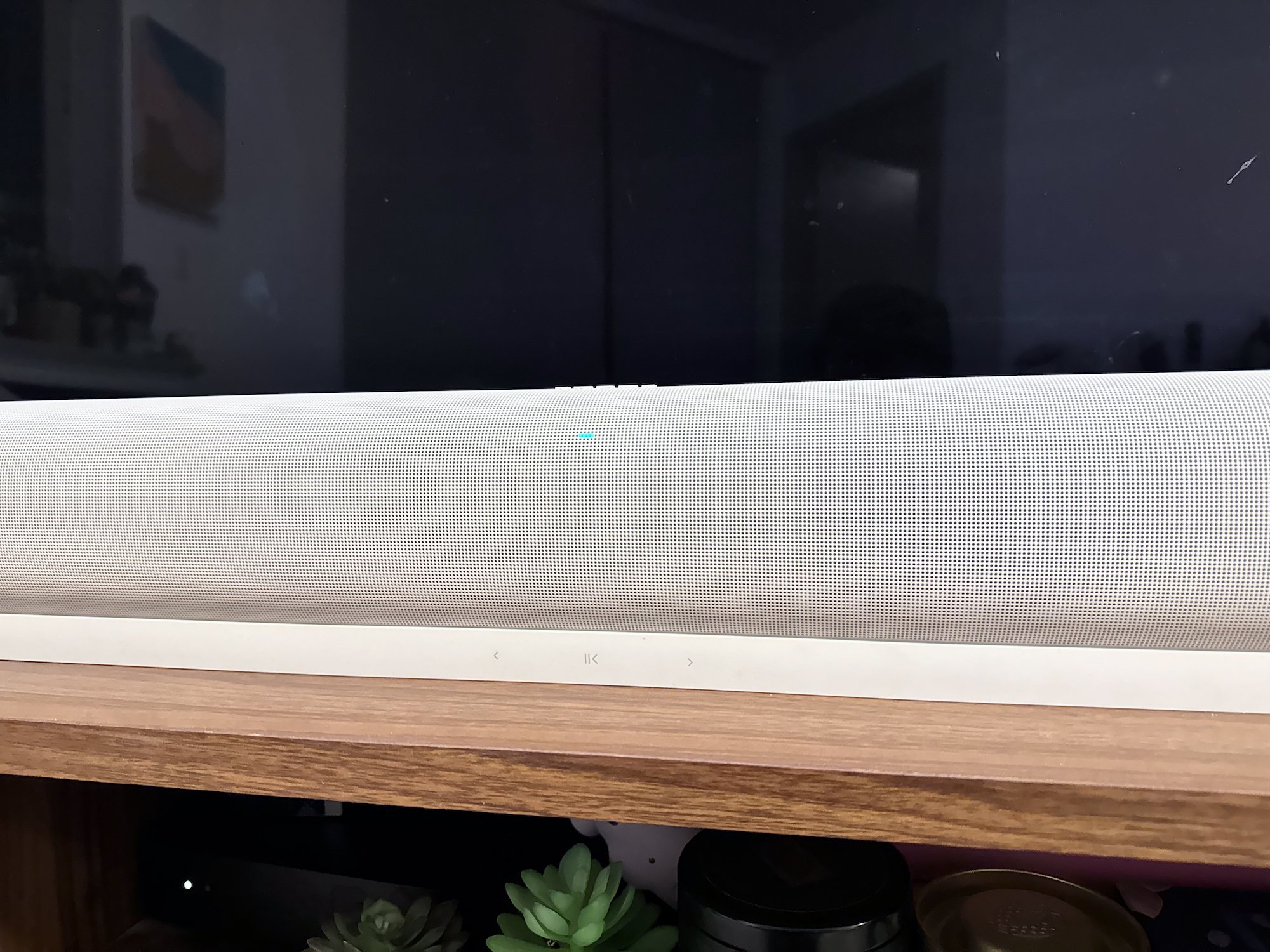 close-up view showing the height of the sonos arc ultra