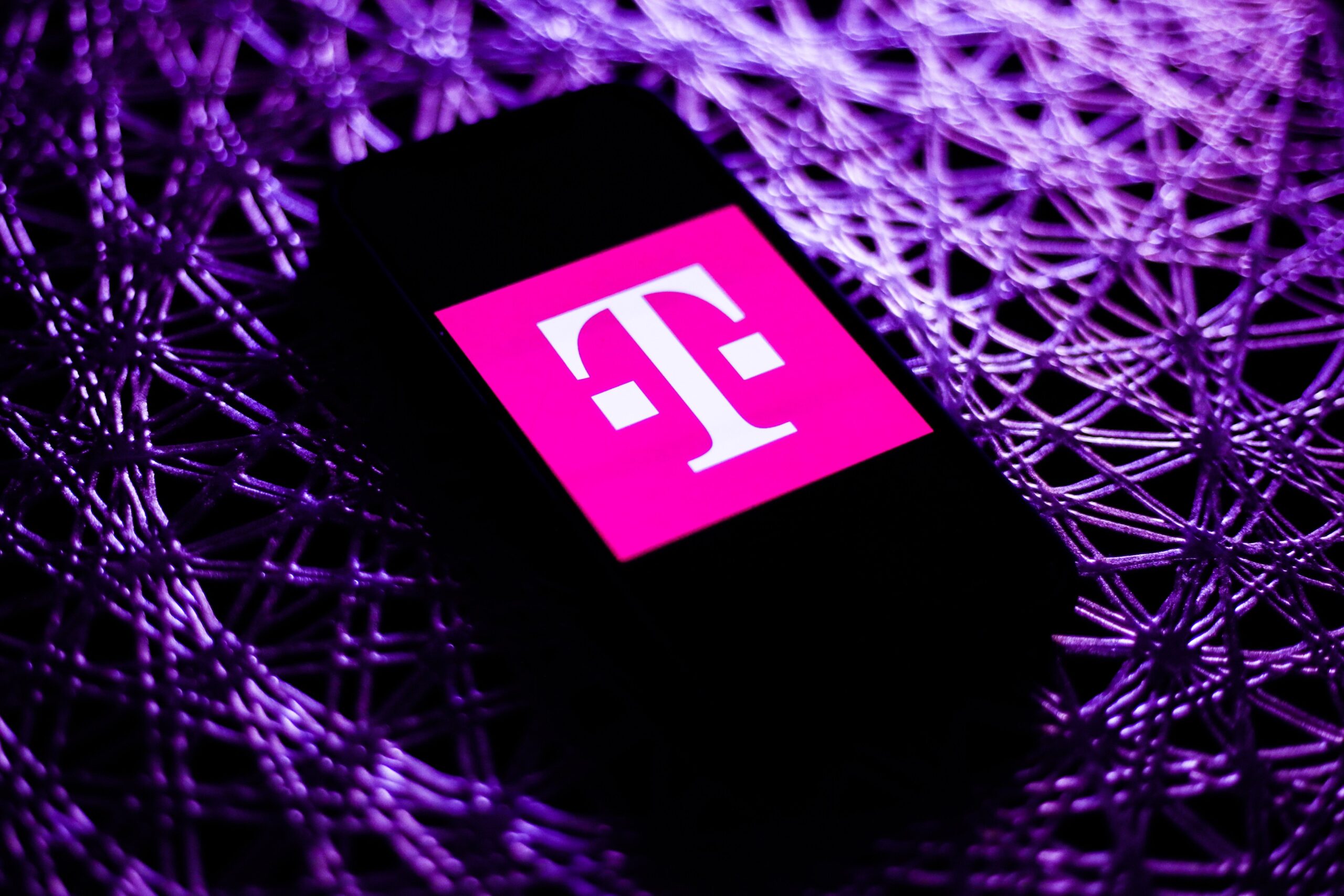 t-mobile logo on a phone screen