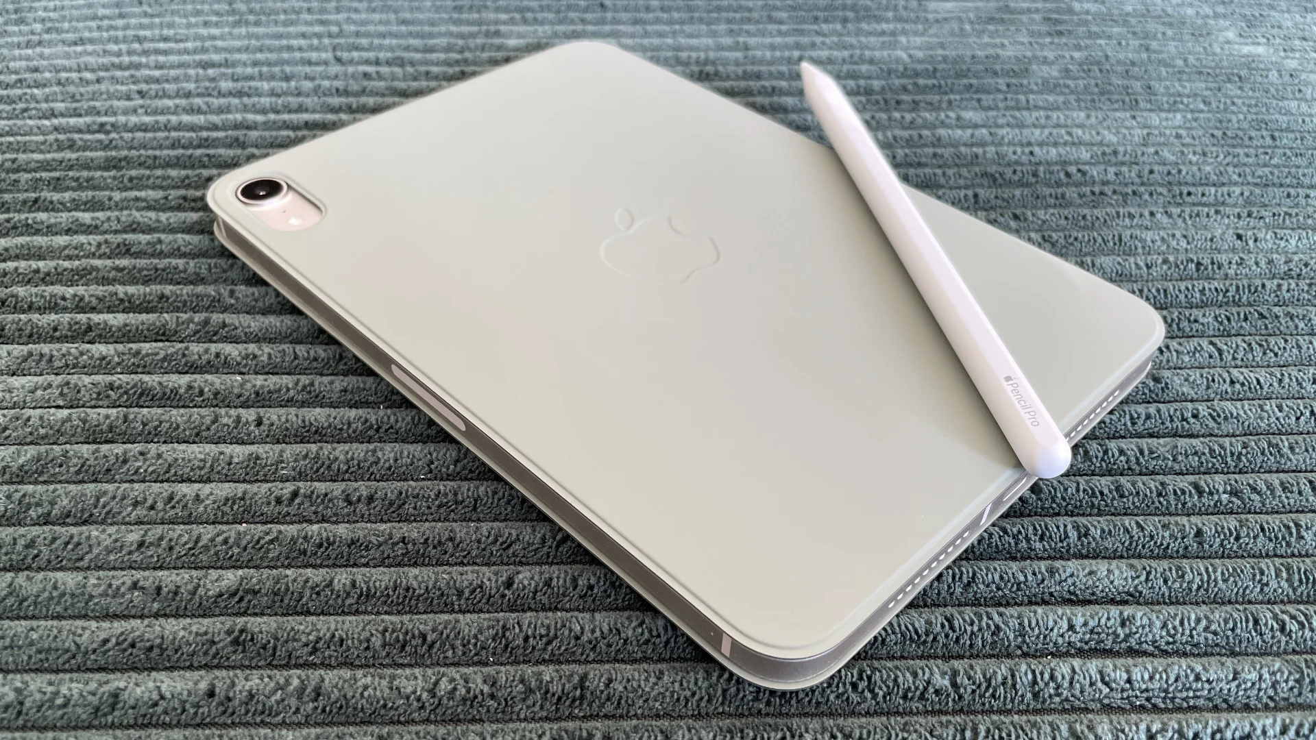 An iPad Mini with an Apple Pencil