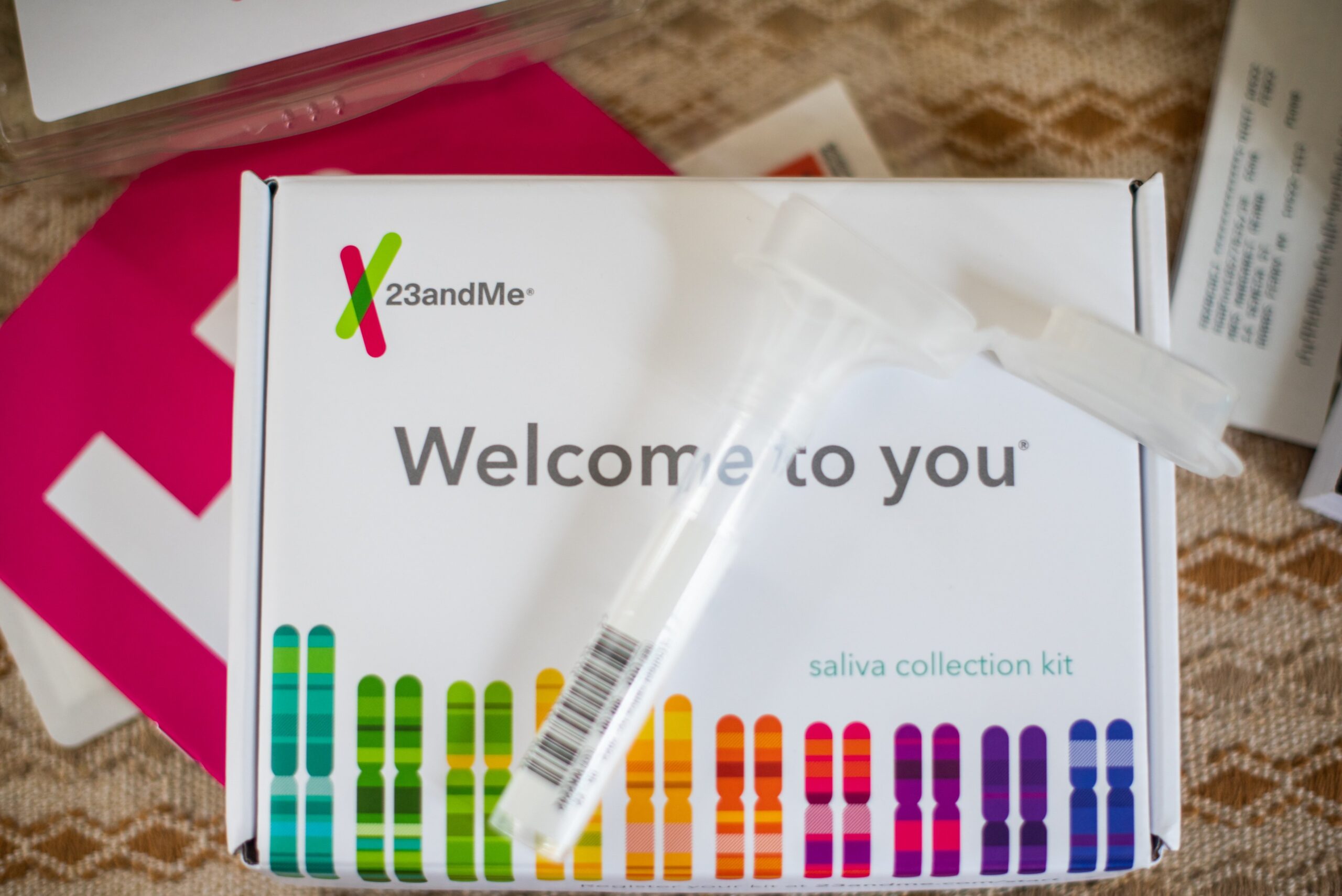 23andMe kit