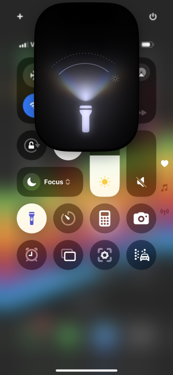 iphone flashlight controls