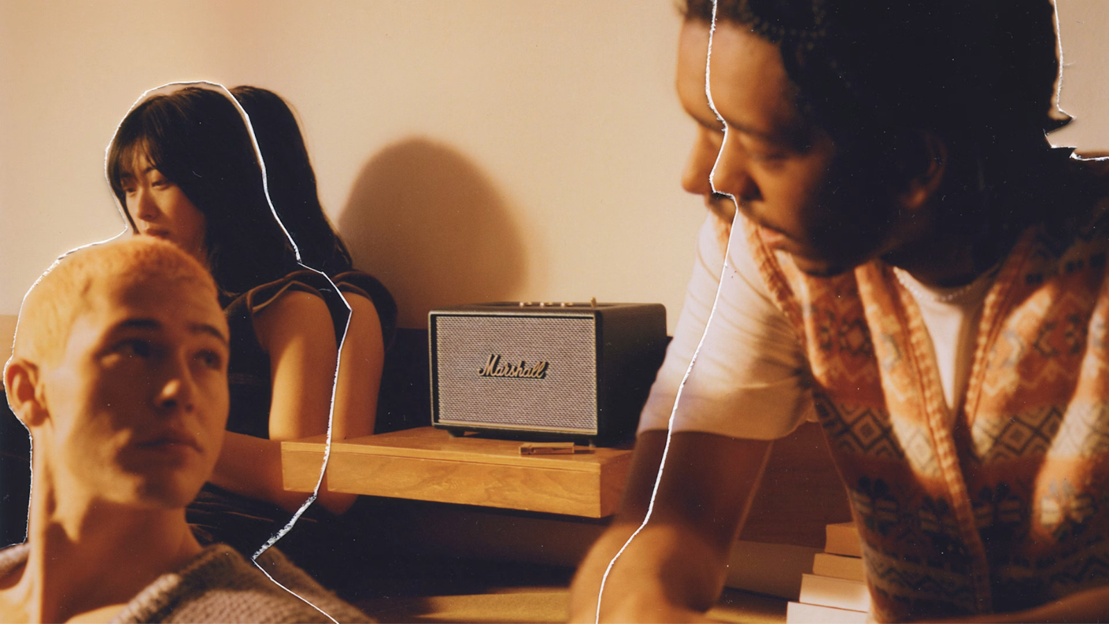 friends listening to Marshall Stanmore III speaker