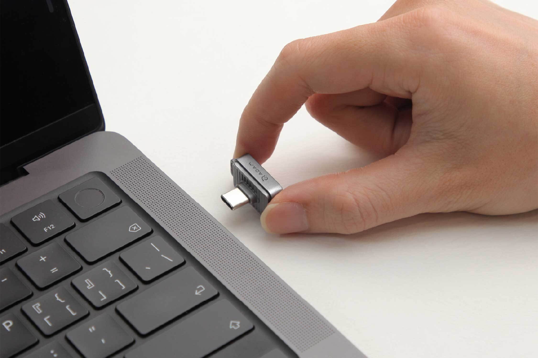 iKlips S USB-C Nano Fingerprint 256GB SSD