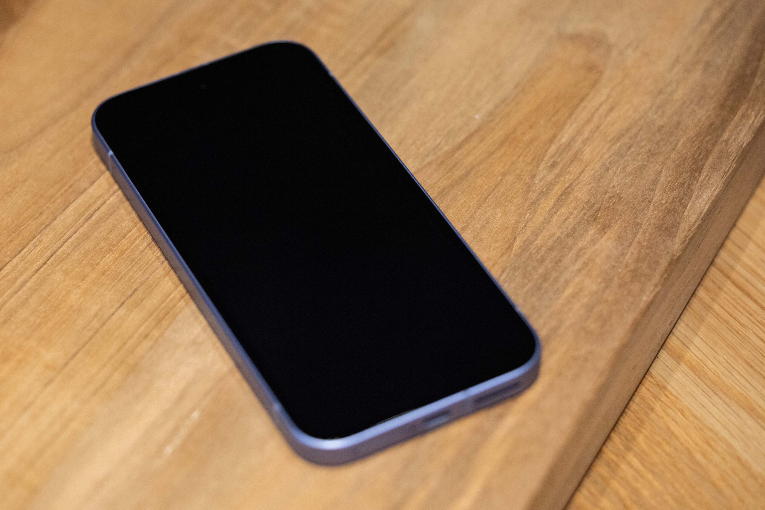 googe pixel phone on a desk