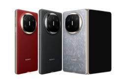Huawei Mate X6 phones in a row