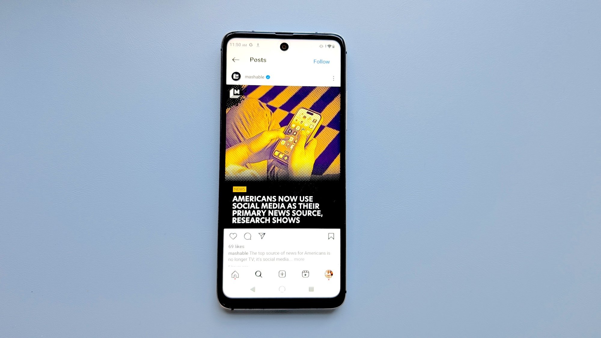 nuu n10 smartphone with mashable instagram on display