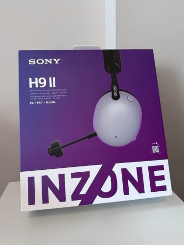 unboxing the new sony inzone h9 II gaming headset