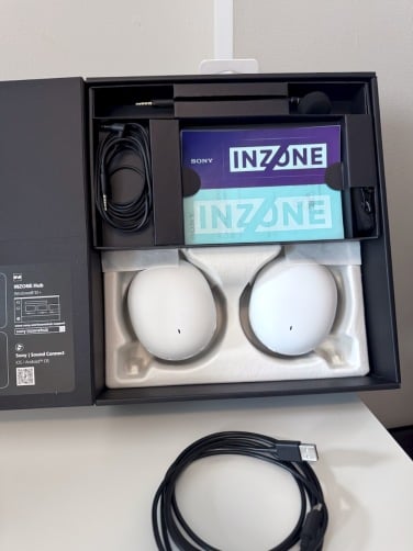 unboxing the new sony inzone h9 II gaming headset