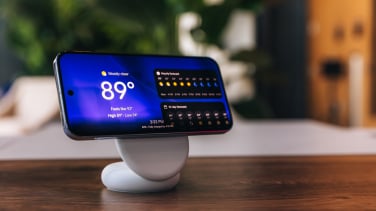 google pixel 10 on pixelsnap charging stand