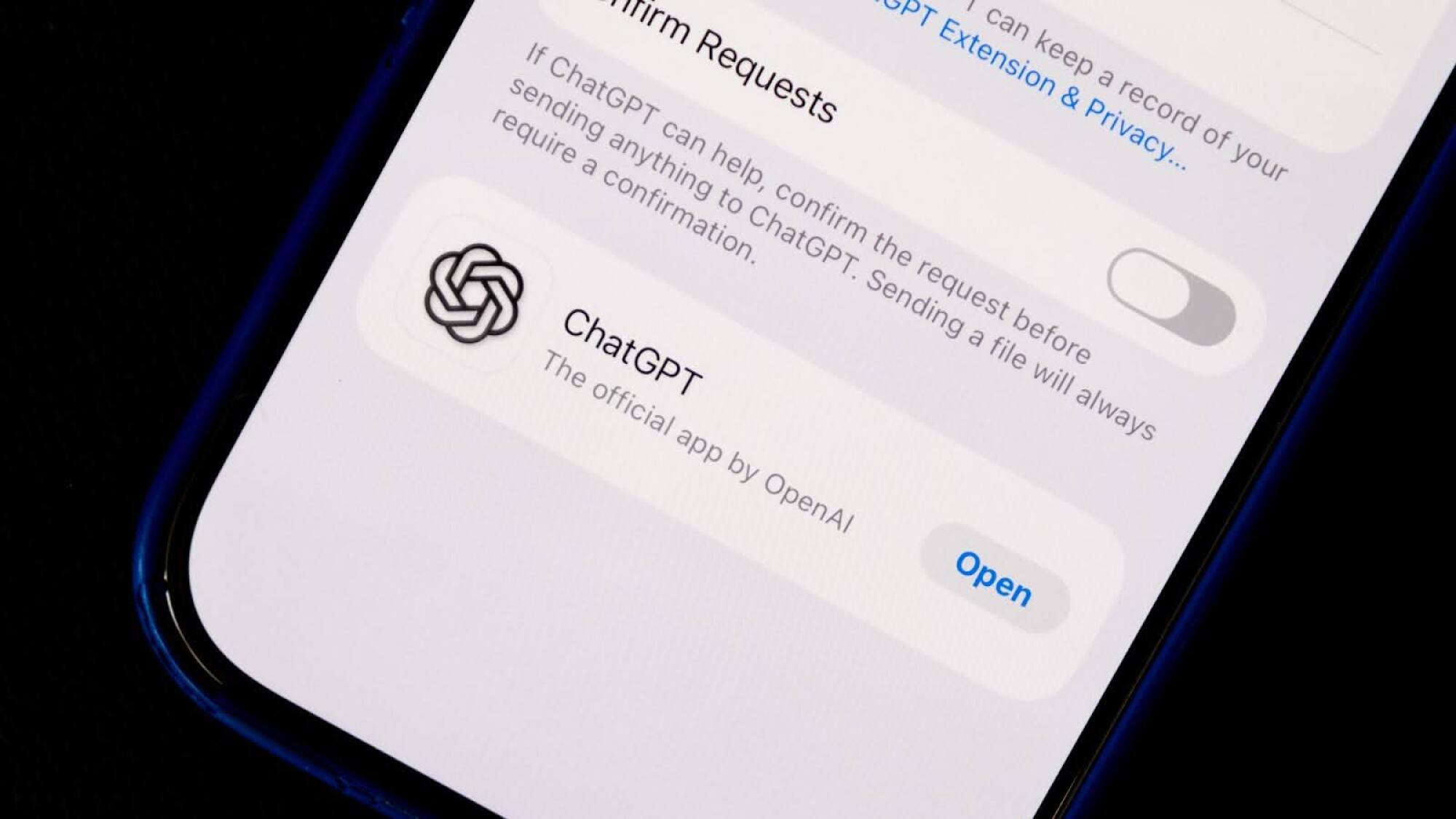 a screenshot of a menu in iOS 26 offering ChatGPT access