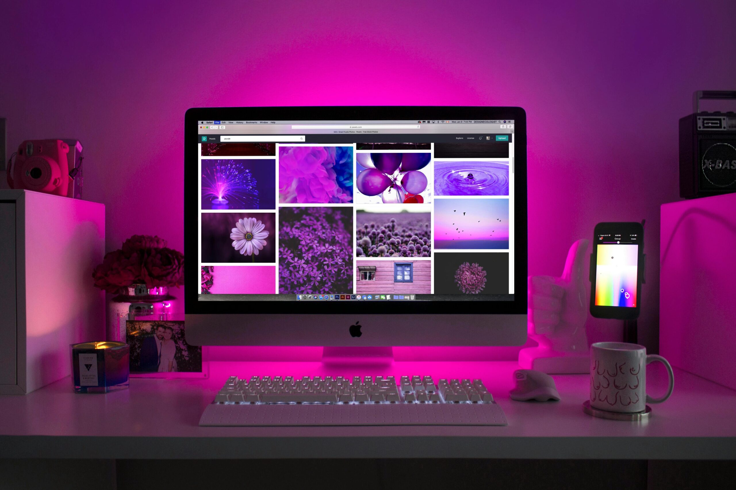 Mac screen on desk