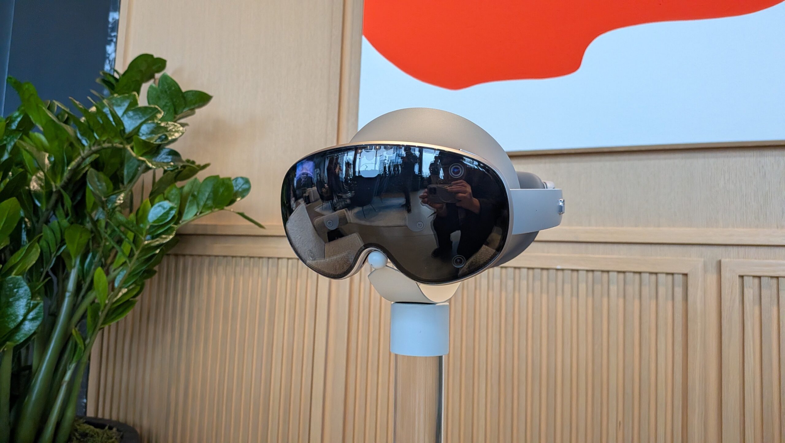 samsung galaxy xr headset on display