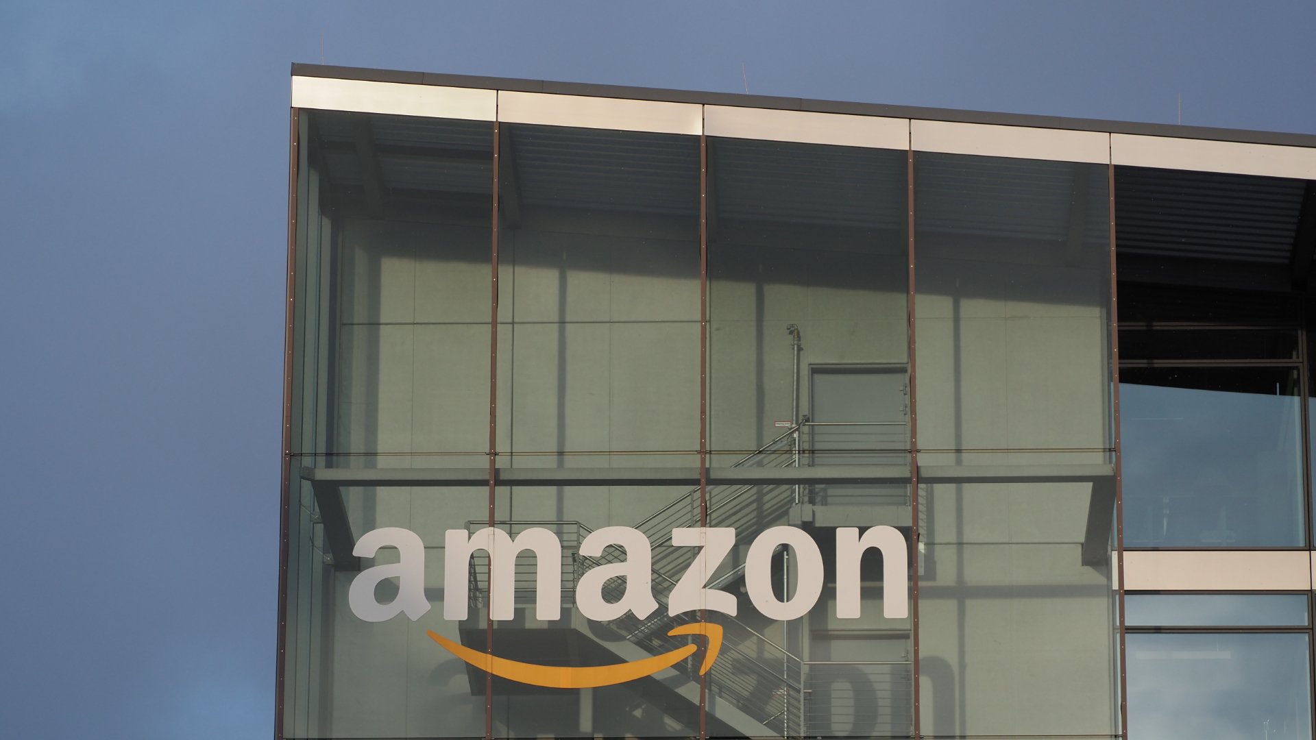 Amazon AWS