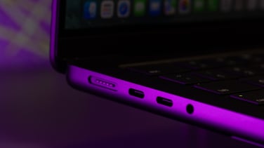 the ports on the left side of the m5 macbook pro